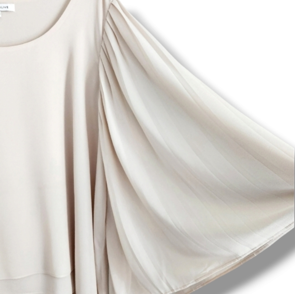 Rose & Olive Tiered Chiffon Pleated Bell Sleeve Blouse  | 3X - Picture 5 of 6